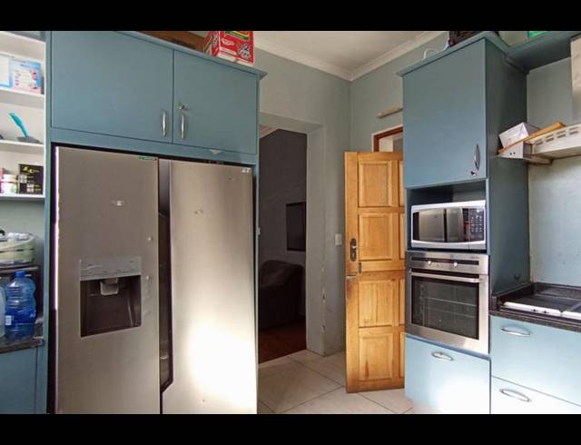 3 BEDROOM HOUSE FOR SALE IN KENSINGTON